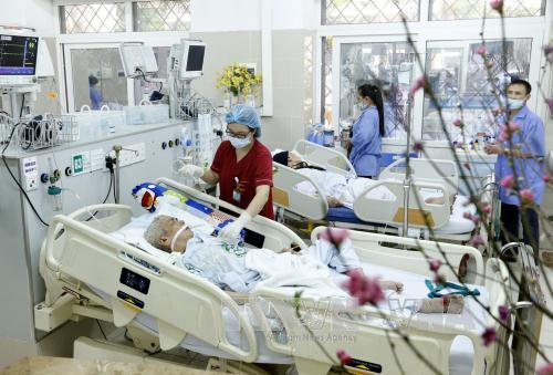 Cục An toàn thực phẩm khuyến cáo cách phòng tránh ngộ độc rượu ảnh 1